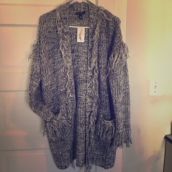 Jessica Simpson Sweaters - 🆕ONE LEFT☝🏼Jessica Simpson Shaggy Knit Sweater